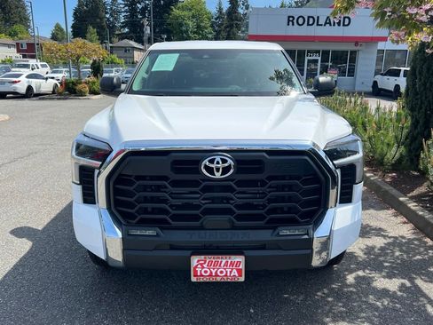Used 2024 Toyota Tundra SR5 w/ TRD Off-Road Package AWD/4WD image 5