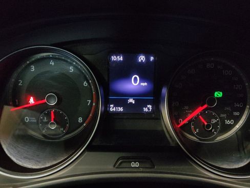 Used 2021 Volkswagen Atlas S image 23