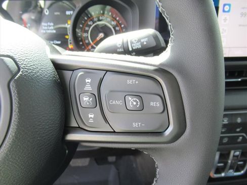 New 2026 Jeep Gladiator Sport AWD/4WD image 19