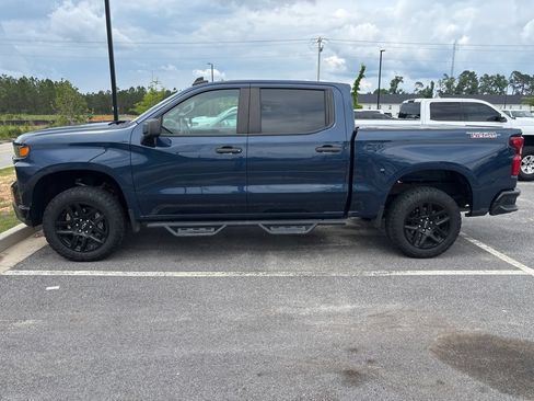 Used 2021 Chevrolet Silverado 1500 Custom Trail Boss AWD/4WD image 6