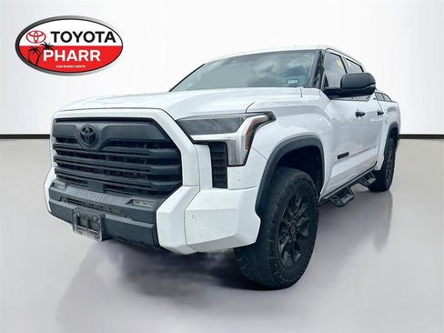 Used 2023 Toyota Tundra SR5 w/ SR5 Convenience Package image 1