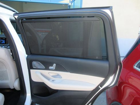 Used 2024 Mercedes-Benz GLS 450 450 4MATIC**DRIVER ASSIST**HEA image 30