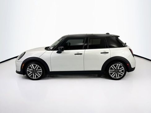 New 2026 MINI Cooper 4-Door Hardtop image 8