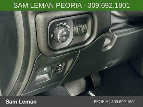 New 2026 RAM 1500 Big Horn AWD/4WD image 10