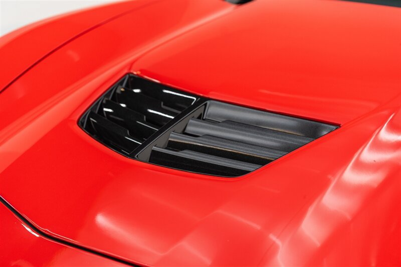 Used 2018 Chevrolet Corvette Z06 RWD image 37