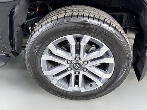 Certified 2025 Toyota 4Runner Limited image 32