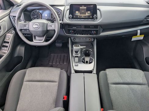New 2026 Nissan Rogue SV FWD image 8