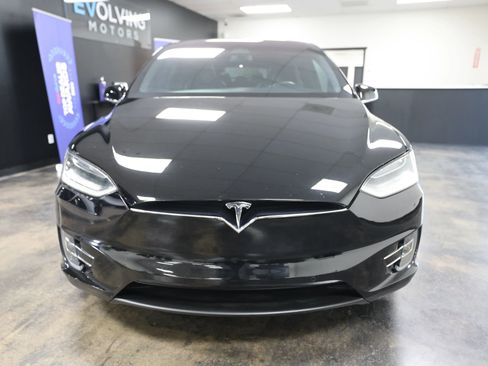 Used 2018 Tesla Model X 75D image 6