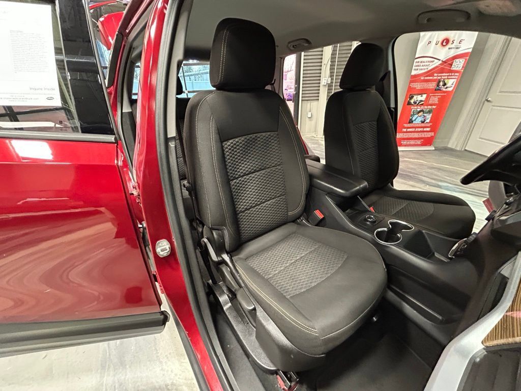 Used 2019 GMC Terrain SLE AWD/4WD image 3