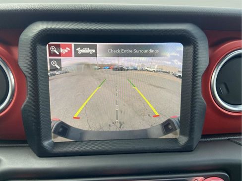 Used 2020 Jeep Gladiator Rubicon image 25