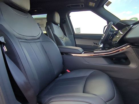New 2026 Land Rover Range Rover Sport Dynamic SE image 26