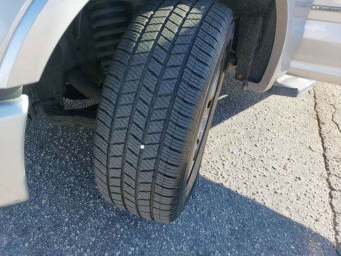 Used 2015 Ford F150 Lariat image 34