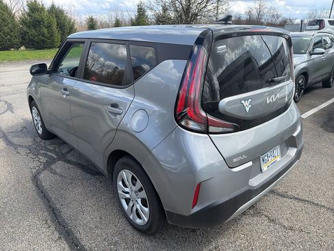 Used 2025 Kia Soul LX image 4
