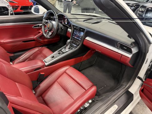 Used 2018 Porsche 911 Carrera S RWD image 14