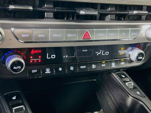 Certified 2024 Kia Telluride EX X-Line AWD/4WD image 17