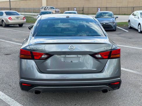 Used 2019 Nissan Altima 2.5 SL FWD image 11