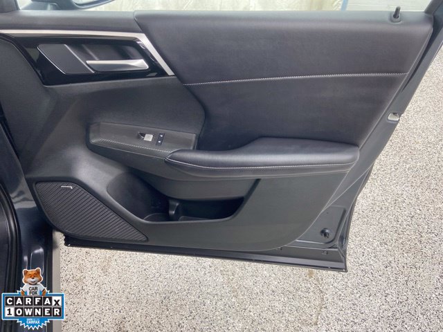Used 2025 Mitsubishi Outlander SE FWD image 19