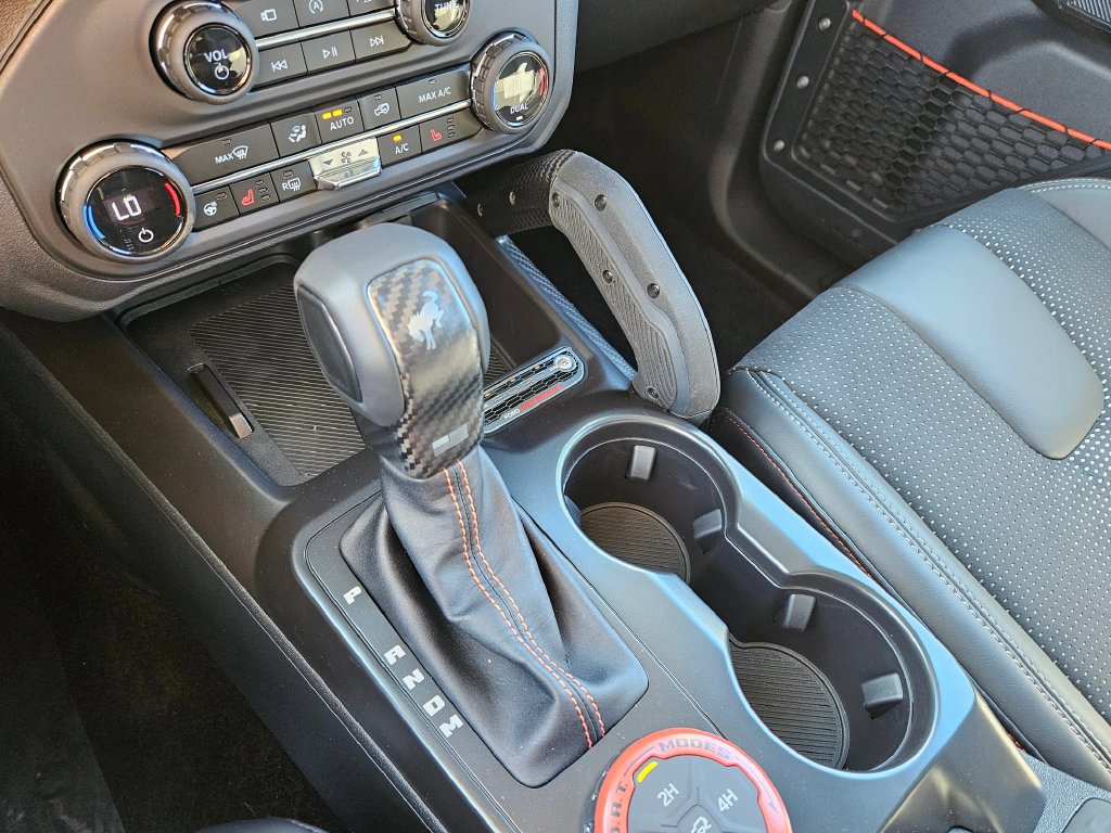 New 2026 Ford Bronco Raptor w/ Interior Carbon Fiber Pack AWD/4WD image 26