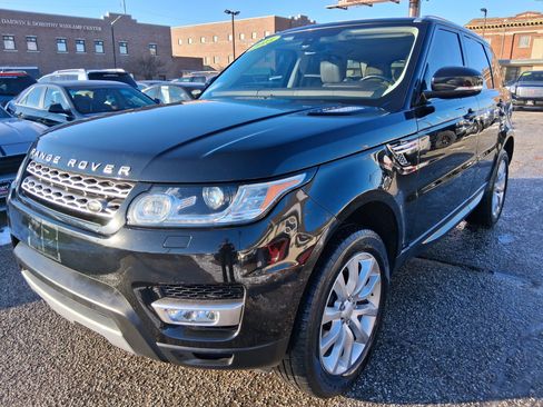 Used 2015 Land Rover Range Rover Sport HSE image 4