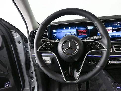 Certified 2026 Mercedes-Benz GLE 450e 4MATIC image 2