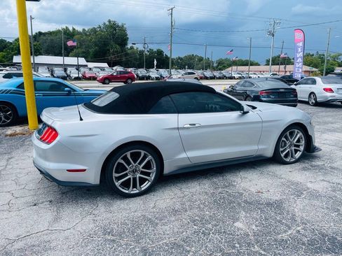 Used 2019 Ford Mustang GT Premium w/ Equipment Group 401A RWD image 16