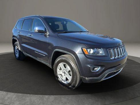Used 2015 Jeep Grand Cherokee Limited w/ Trailer Tow Group IV image 3