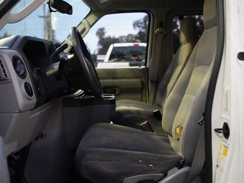Used 2014 Ford E-350 and Econoline 350 XL w/ Interior Upgrade Package image 13