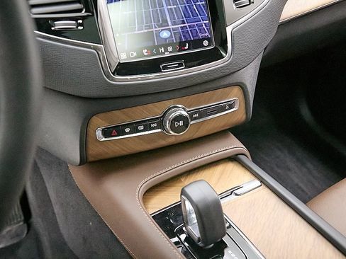 Certified 2023 Volvo XC90 T8 Plus w/ Protection Package image 20