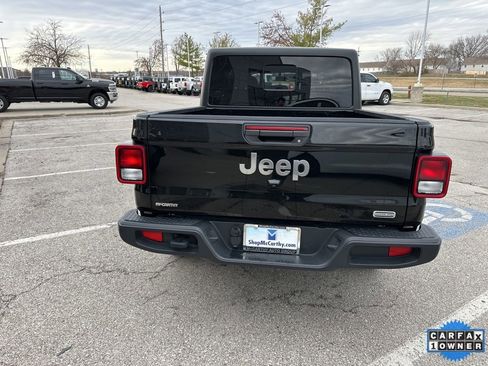 Used 2023 Jeep Gladiator Overland image 28