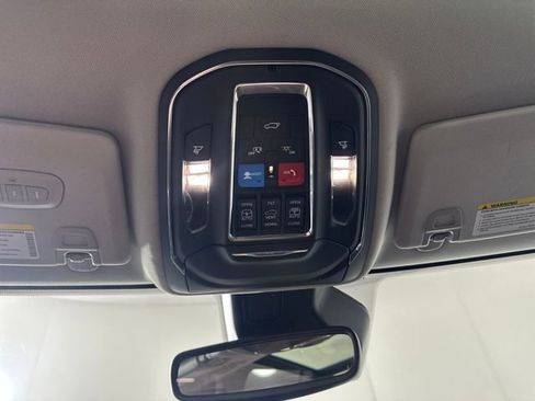 Used 2022 Jeep Grand Cherokee Limited 4xe image 23