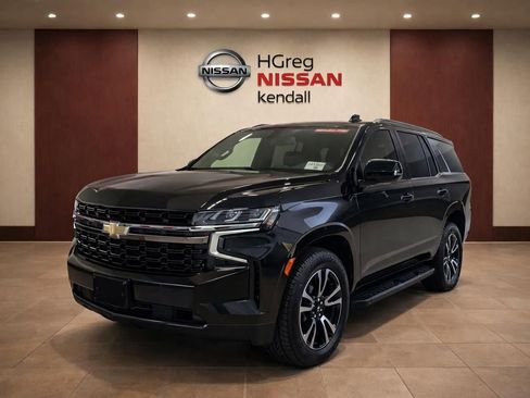 Used 2022 Chevrolet Tahoe 2WD w/ Remote Keyless Entry Package image 2