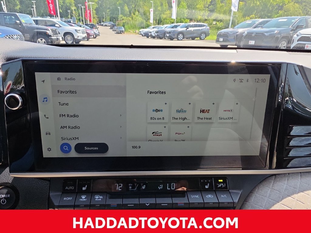 Certified 2025 Toyota Camry XLE AWD/4WD image 18