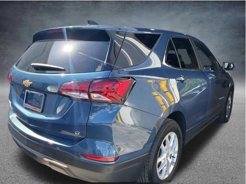 Used 2024 Chevrolet Equinox LT FWD image 8