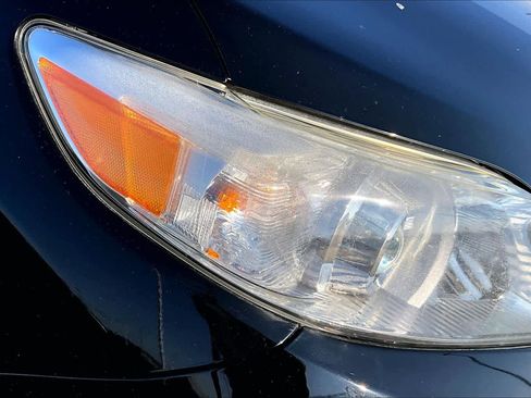 Used 2014 Toyota Sienna XLE image 27