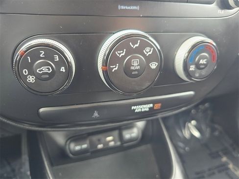 Used 2018 Kia Soul image 26