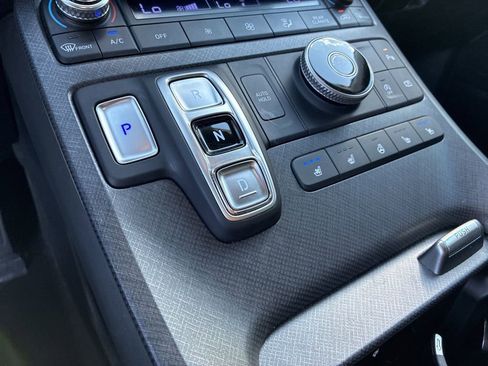 Used 2023 Hyundai Palisade Limited image 38