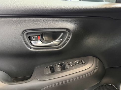 Used 2024 Honda HR-V LX image 16