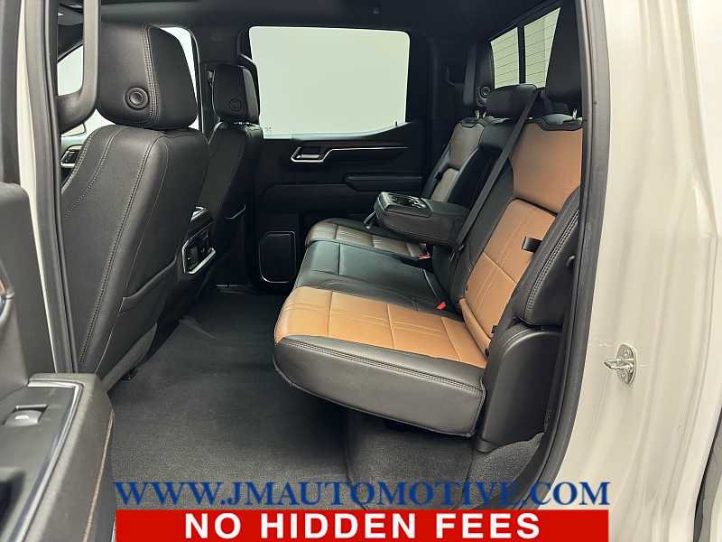 Used 2023 Chevrolet Silverado 1500 High Country w/ High Country Premium Package AWD/4WD image 17
