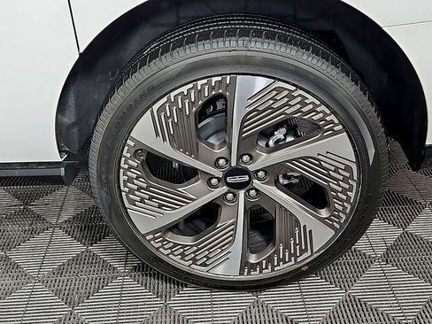 New 2026 Lincoln Navigator L Black Label AWD/4WD image 8