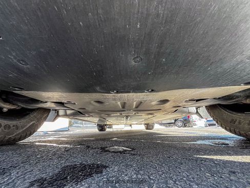 Used 2024 Tesla Cybertruck AWD Crew Cab image 34