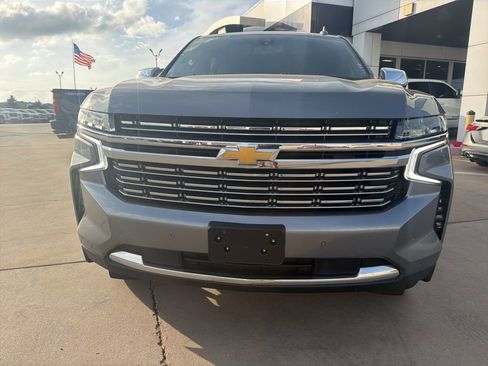Used 2022 Chevrolet Suburban Premier image 8