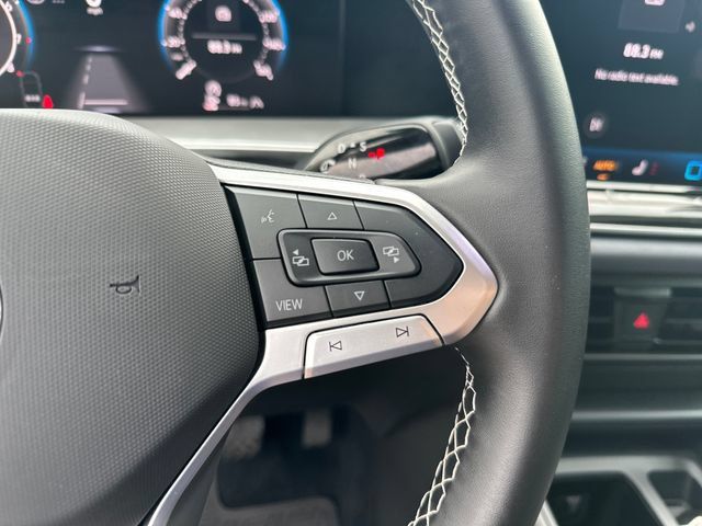 Certified 2025 Volkswagen Tiguan SE AWD/4WD image 19