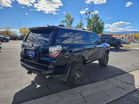 Used 2023 Toyota 4Runner SR5 Premium w/ Moonroof Package image 5