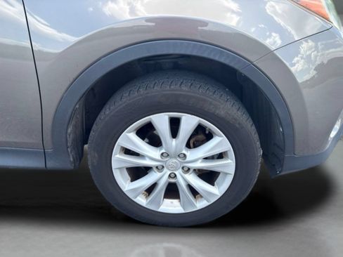 Used 2015 Toyota RAV4 Limited FWD image 39