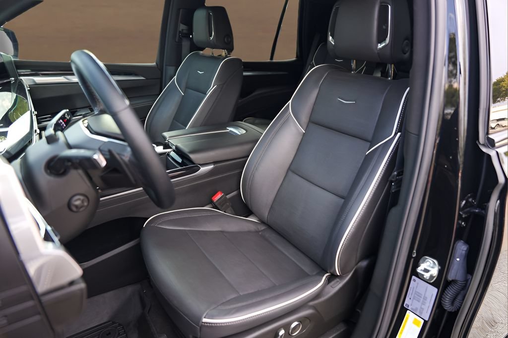 Certified 2025 Cadillac Escalade Sport w/ LPO, ONYX Package RWD image 7