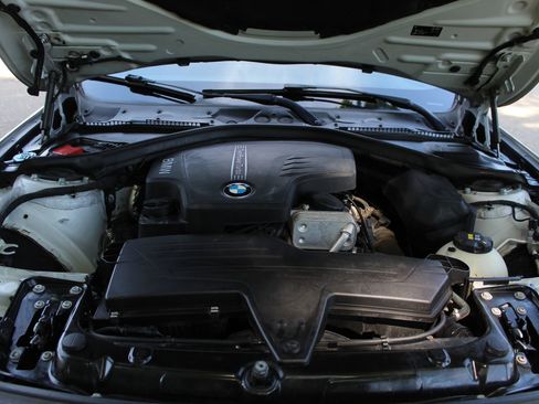 Used 2016 BMW 328i xDrive Sedan AWD/4WD image 23