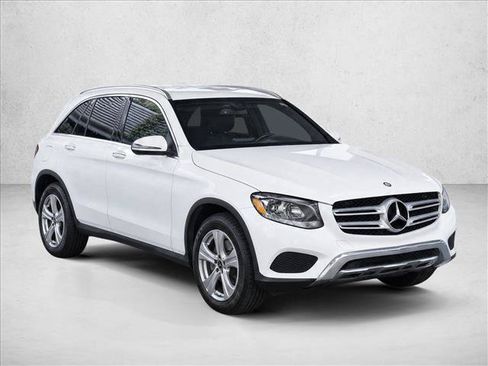 Used 2018 Mercedes-Benz GLC 300 image 3