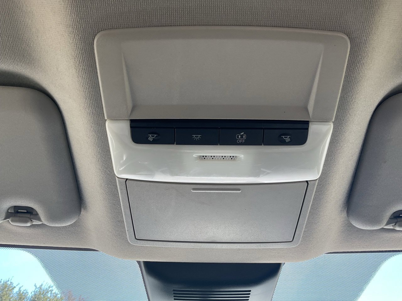 Used 2025 Nissan Sentra SV w/ Trunk Package FWD image 17