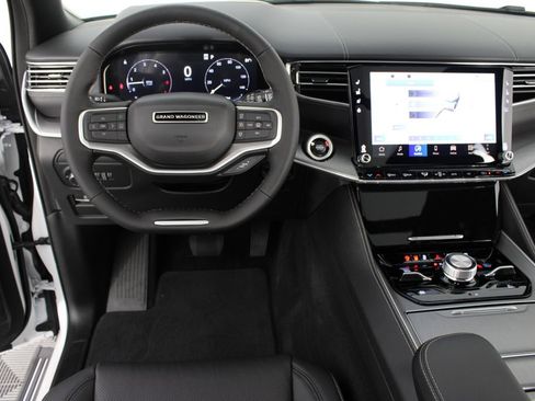 New 2026 Jeep Grand Wagoneer Limited AWD/4WD image 12