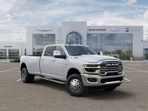 New 2026 RAM 3500 Laramie w/ Max Tow Package AWD/4WD image 5